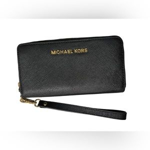 Michael Kors Black Wristlet Wallet Excellent Condition